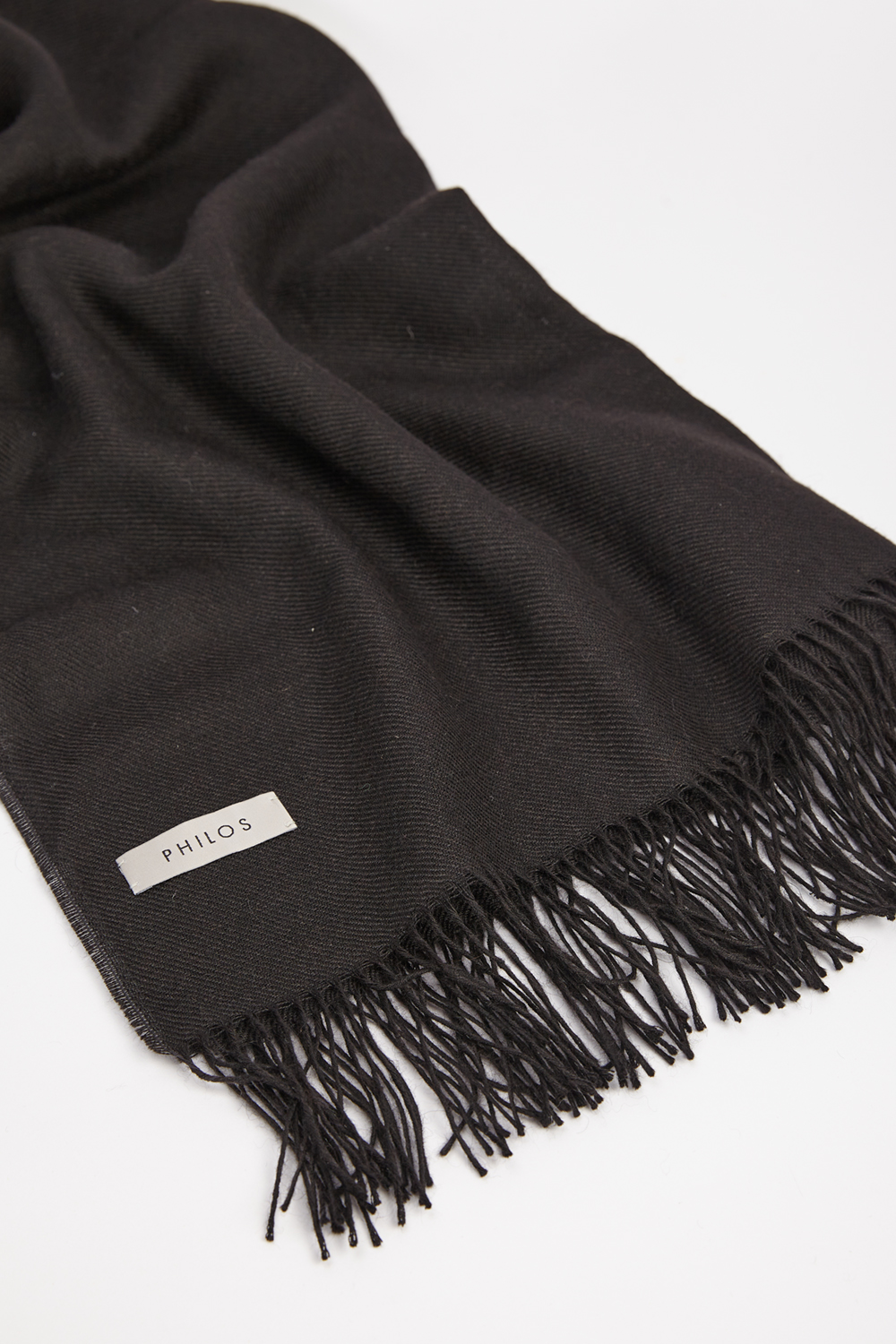 alpaca-negro-3_1000x1500_72.jpg