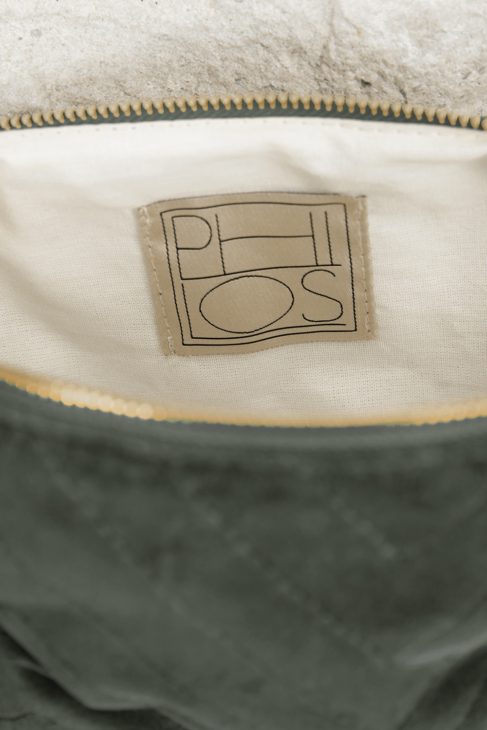 pouch-capuchina-verde-maxi-interior_1000x1500_72-1.jpg